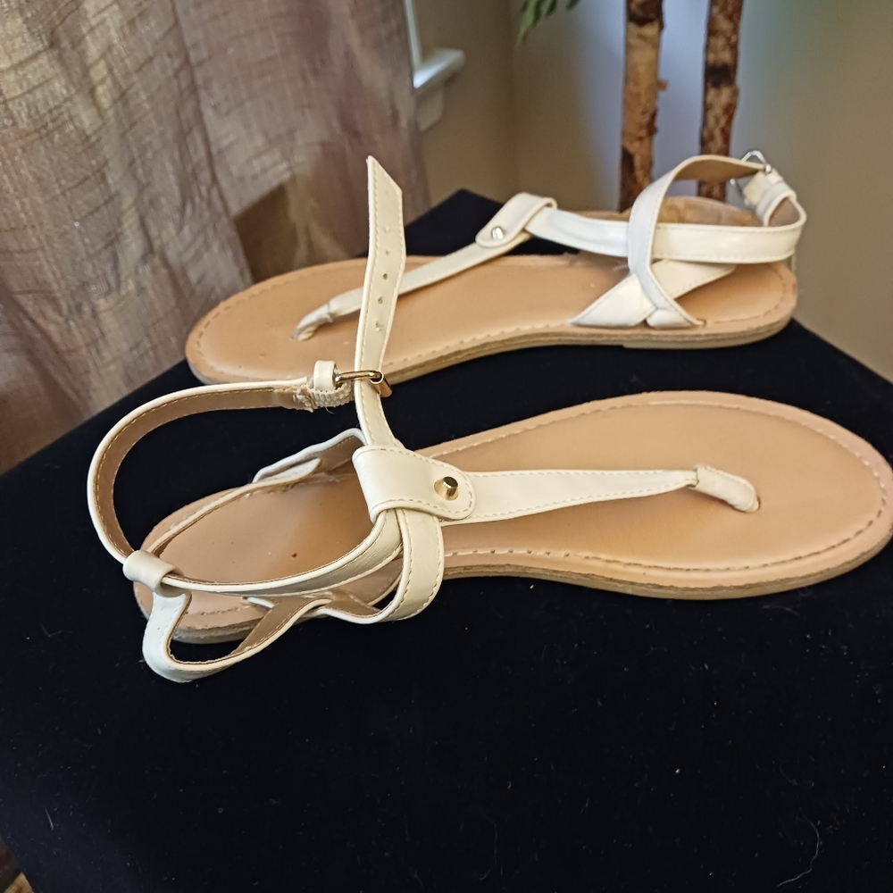 Montego Bay Club T-Strap Sandals sz 8 - Picture 6 of 8